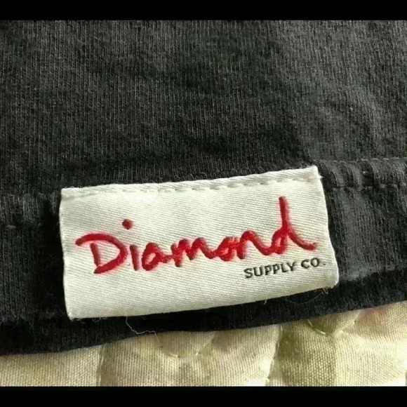 Men Diamond t-shirt size medium​​​​​​​​​​​​​​​​​​​​ - Picture 3 of 3